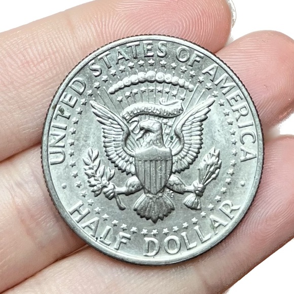 🎈$10 add on - Kennedy Half Dollar - Picture 2 of 11
